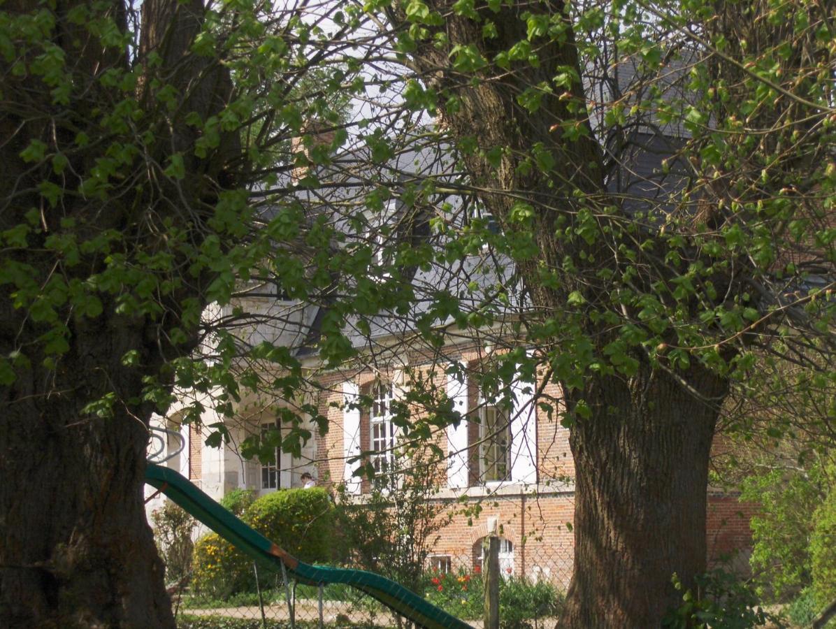 לינה וארוחת בוקר Saint-Éloi-de-Fourques Manoir D'Hermos מראה חיצוני תמונה